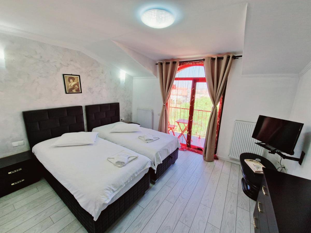 Pension Terra Alba Iulia Esterno foto