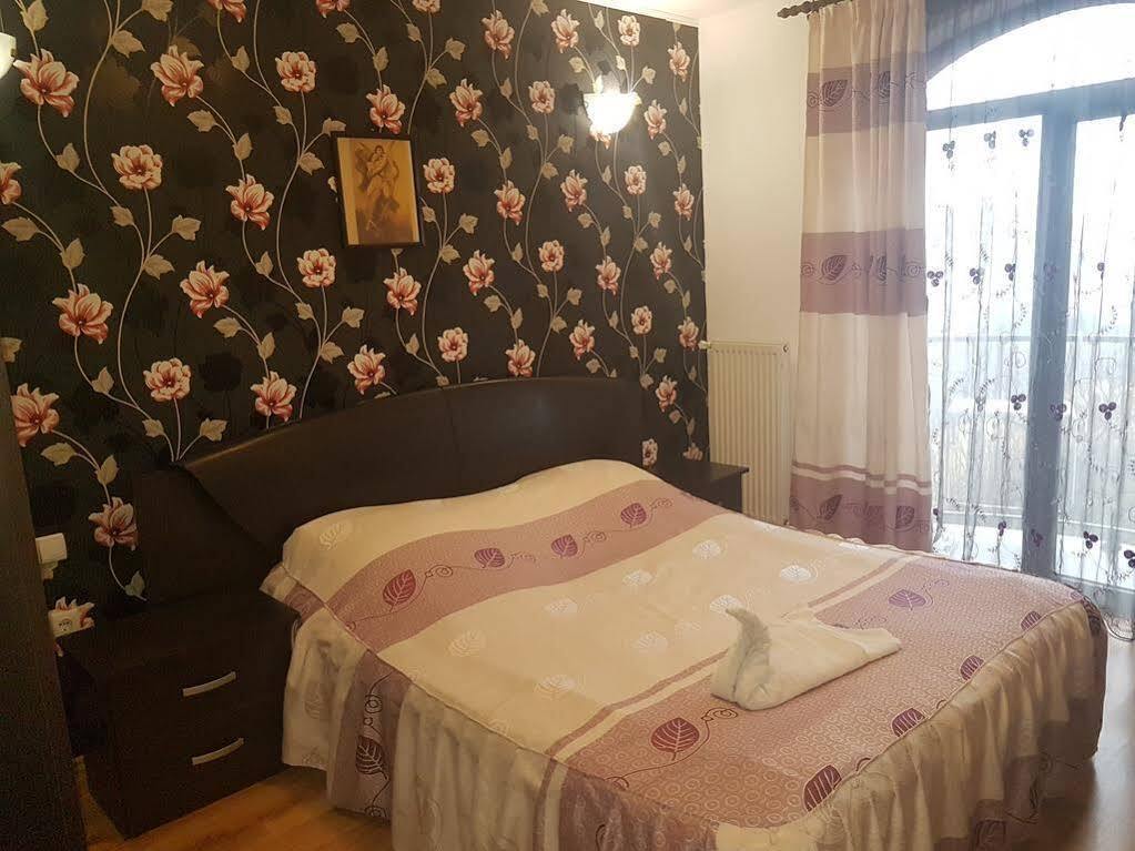 Pension Terra Alba Iulia Esterno foto